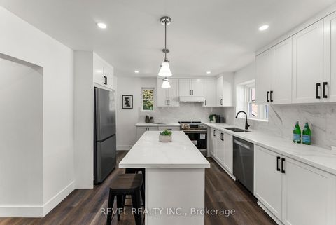 Photo 8 at 180 Hillcroft Street, O'Neill, Oshawa