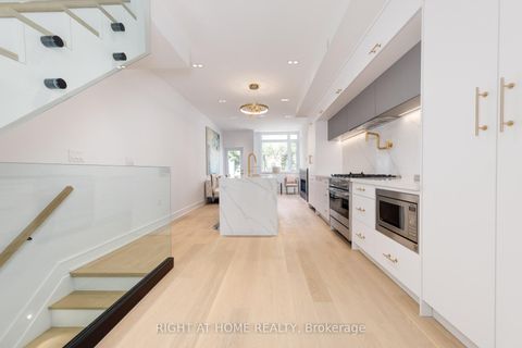 Photo 3 at 36B Churchill Avenue, Willowdale West, Toronto