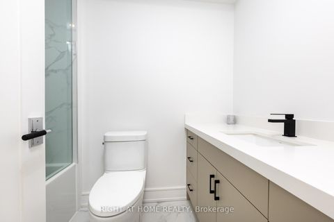 Photo 16 at 36B Churchill Avenue, Willowdale West, Toronto