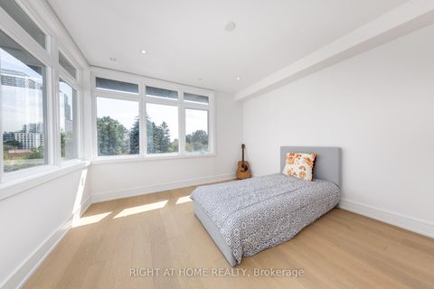 Photo 20 at 36B Churchill Avenue, Willowdale West, Toronto