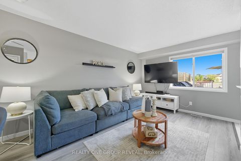 Photo 10 at 37 Mainprize Crescent, Mt Albert, East Gwillimbury