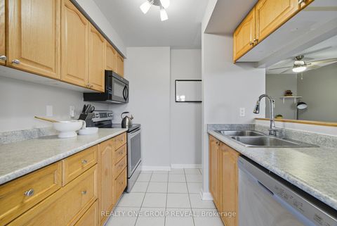 Photo 13 at 37 Mainprize Crescent, Mt Albert, East Gwillimbury