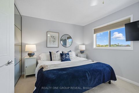 Photo 17 at 37 Mainprize Crescent, Mt Albert, East Gwillimbury