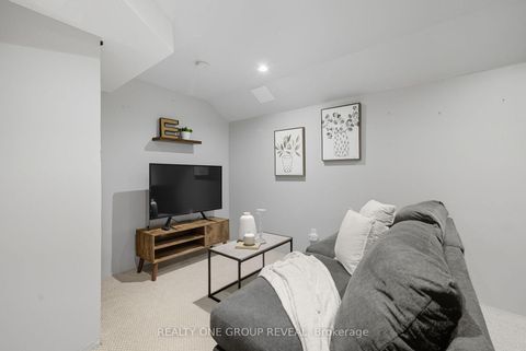 Photo 29 at 37 Mainprize Crescent, Mt Albert, East Gwillimbury