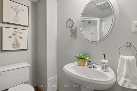 Photo 32 at 37 Mainprize Crescent, Mt Albert, East Gwillimbury