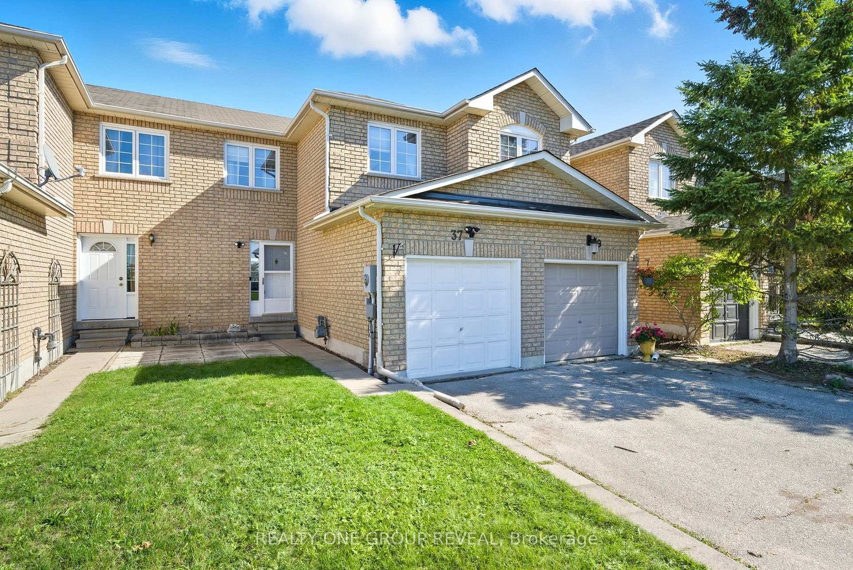 37 Mainprize Crescent, Mt Albert, East Gwillimbury 