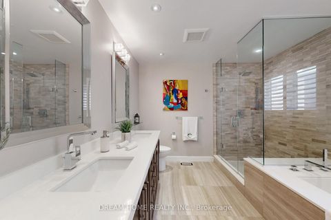 Photo 22 at 47 Venetian Crescent, East Woodbridge, Vaughan