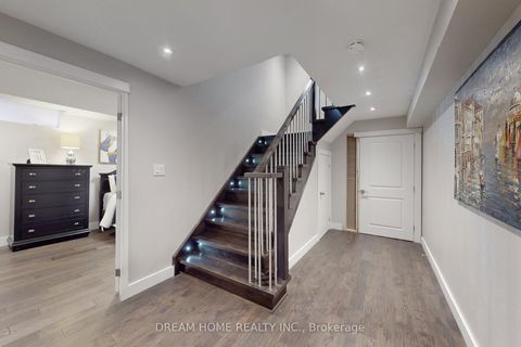Photo 27 at 47 Venetian Crescent, East Woodbridge, Vaughan