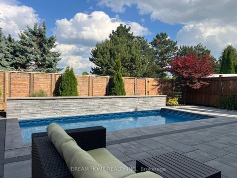 Photo 34 at 47 Venetian Crescent, East Woodbridge, Vaughan