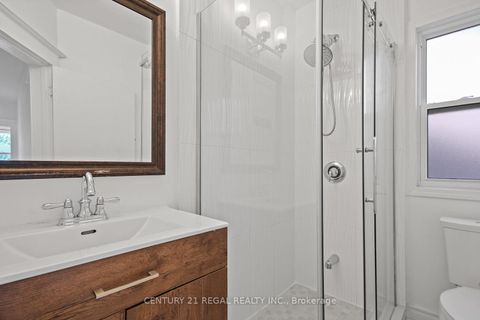 Photo 12 at 300 Montrose Avenue, Little Italy, Toronto