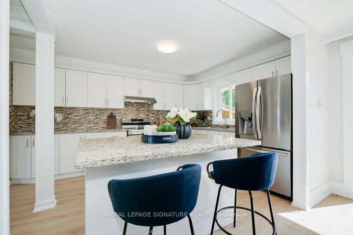 Photo 7 at 47 SWEENEY Drive, Victoria Village, Toronto
