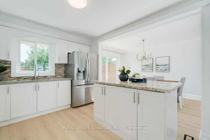 Photo 9 at 47 SWEENEY Drive, Victoria Village, Toronto
