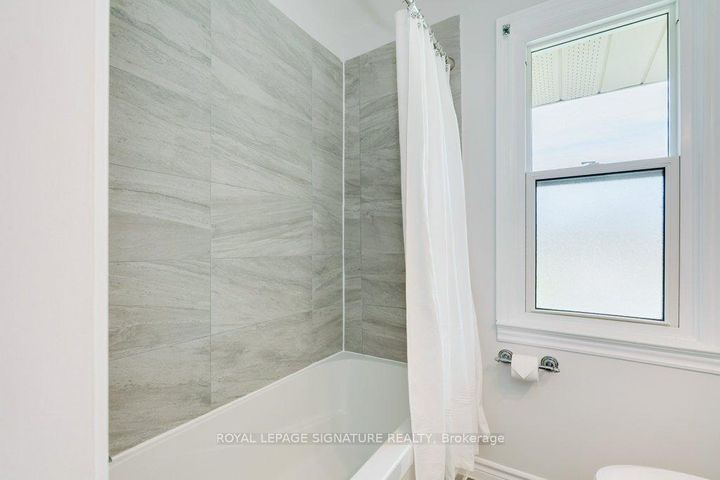 Photo 17 at 47 SWEENEY Drive, Victoria Village, Toronto