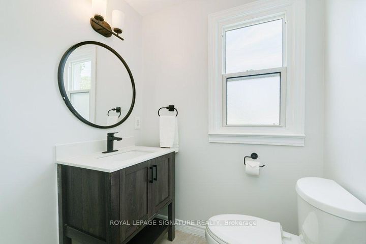 Photo 20 at 47 SWEENEY Drive, Victoria Village, Toronto