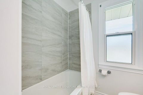 Photo 17 at 47 SWEENEY Drive, Victoria Village, Toronto