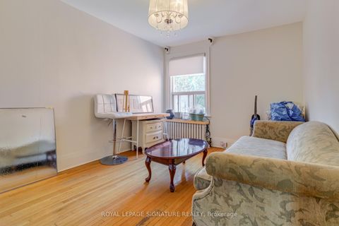 Photo 11 at 432 Crawford St Street, Little Italy, Toronto