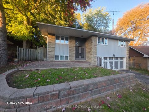 Photo 8 at 72 Felicity Drive, Woburn, Toronto