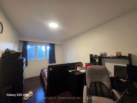 Photo 31 at 72 Felicity Drive, Woburn, Toronto