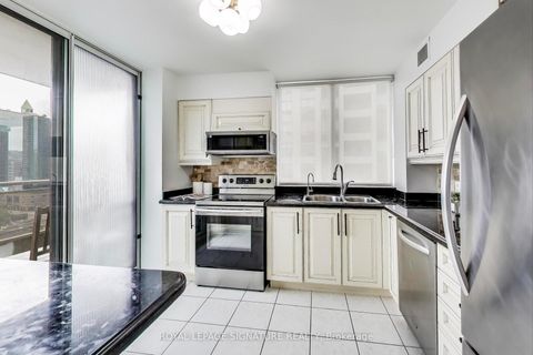Photo 4 at 1610 - 256 Doris Avenue, Willowdale East, Toronto