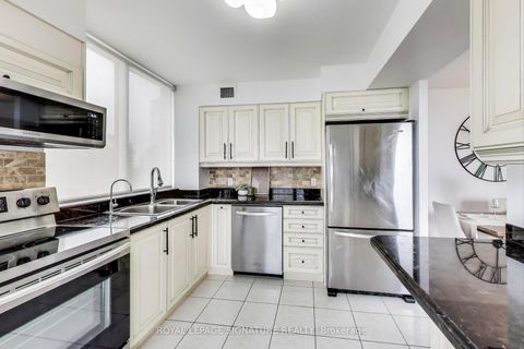 Photo 6 at 1610 - 256 Doris Avenue, Willowdale East, Toronto