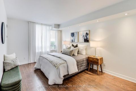 Photo 7 at 1610 - 256 Doris Avenue, Willowdale East, Toronto