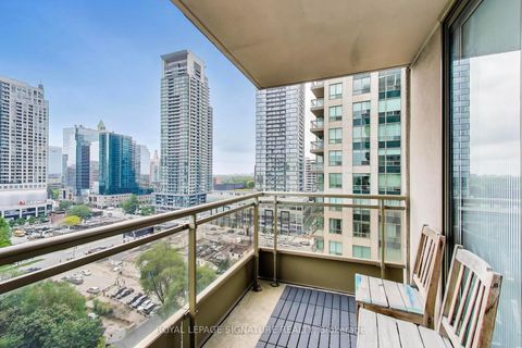 Photo 18 at 1610 - 256 Doris Avenue, Willowdale East, Toronto