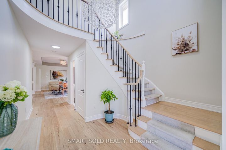 Photo 2 at 2252 Pine Glen Road, WM Westmount, Oakville