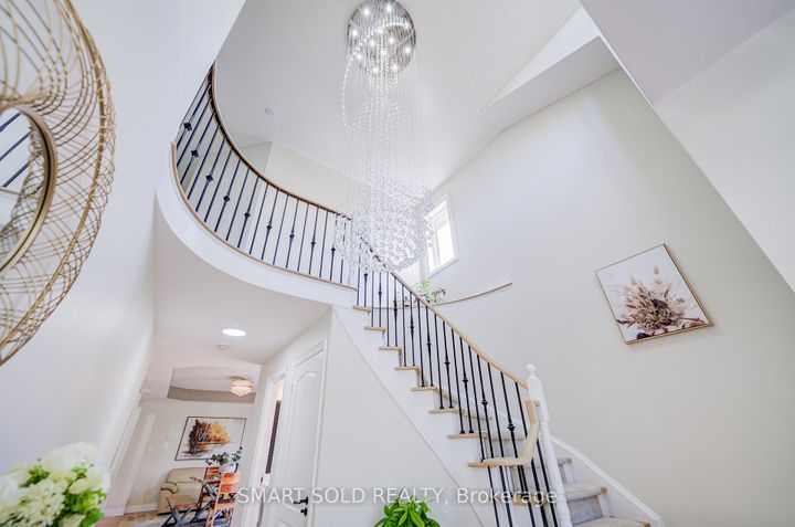 Photo 3 at 2252 Pine Glen Road, WM Westmount, Oakville