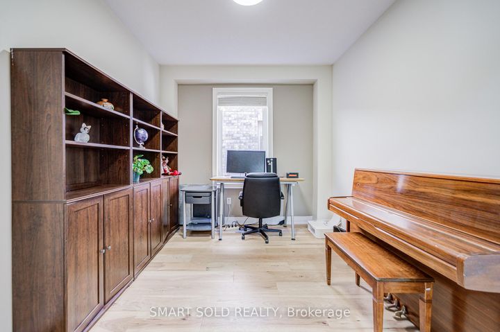 Photo 9 at 2252 Pine Glen Road, WM Westmount, Oakville