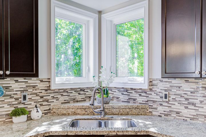 Photo 12 at 2252 Pine Glen Road, WM Westmount, Oakville
