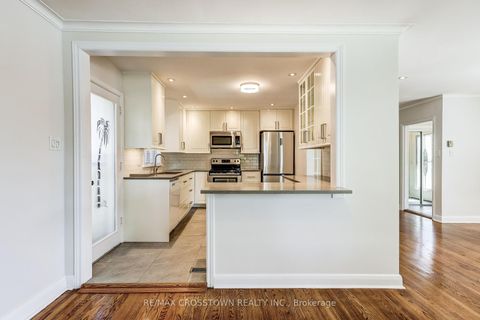 Photo 12 at 38 Dignam Court, Bendale, Toronto
