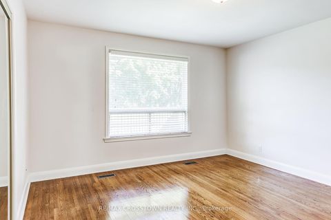 Photo 21 at 38 Dignam Court, Bendale, Toronto