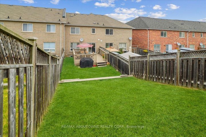 Photo 23 at 248 Albright Road, Fletcher's Creek Village, Brampton