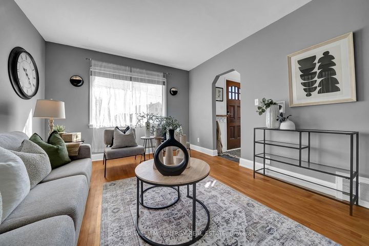 Photo 11 at 182 Stacey Avenue, Central, Oshawa