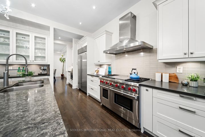 Photo 20 at 117 Parkview Hill Crescent, Parkview, Toronto