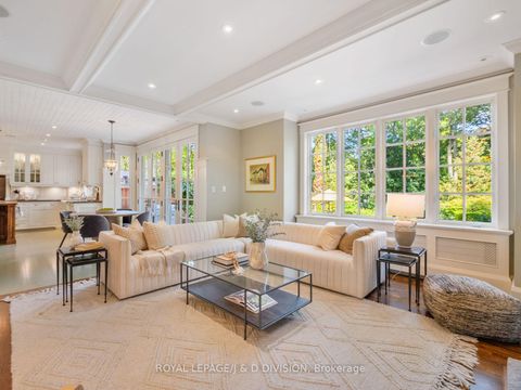 Photo 16 at 11 Cortleigh Crescent, Lawrence Park South, Toronto