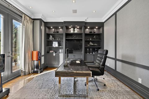 Photo 4 at 126 Hillview Road, Aurora Village, Aurora Photo 4 at 126 Hillview Road, Aurora Village, Aurora