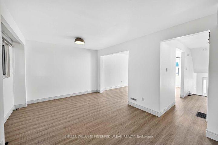 Photo 13 at 19 - 1050 Shawnmarr Road, Port Credit, Mississauga
