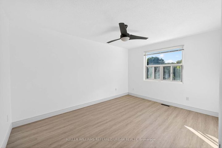 Photo 18 at 19 - 1050 Shawnmarr Road, Port Credit, Mississauga