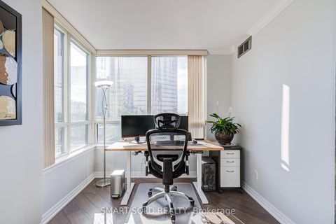 Photo 25 at 516 - 7 Bishop Avenue, Newtonbrook East, Toronto