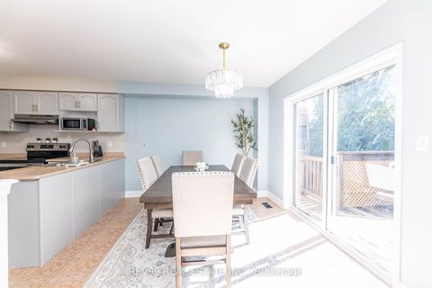 Photo 16 at 735 Brasswinds Trail, Pinecrest, Oshawa