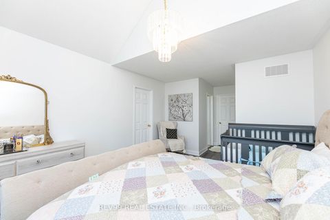 Photo 29 at 735 Brasswinds Trail, Pinecrest, Oshawa