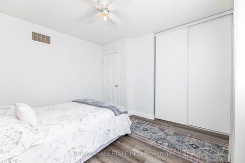 Photo 34 at 735 Brasswinds Trail, Pinecrest, Oshawa