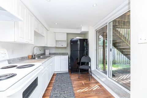 Photo 41 at 735 Brasswinds Trail, Pinecrest, Oshawa