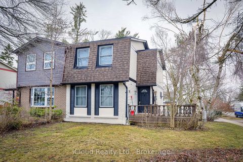 Photo 0 at 34 Kipling Place, Letitia Heights, Barrie