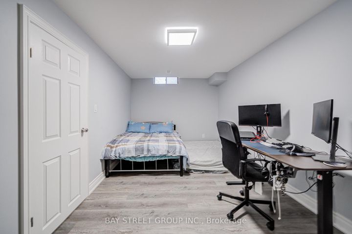 Photo 40 at 107 Enchanted Hills Crescent, Milliken, Toronto