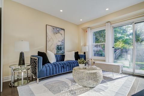Photo 1 at 107 Enchanted Hills Crescent, Milliken, Toronto