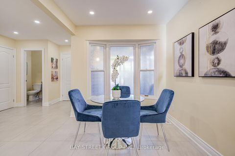 Photo 4 at 107 Enchanted Hills Crescent, Milliken, Toronto