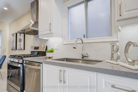 Photo 20 at 107 Enchanted Hills Crescent, Milliken, Toronto