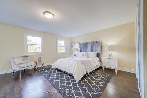 Photo 23 at 107 Enchanted Hills Crescent, Milliken, Toronto